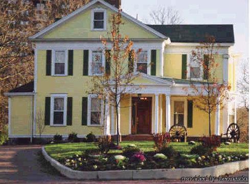 Six Acres Bed And Breakfast 辛辛那提 外观 照片
