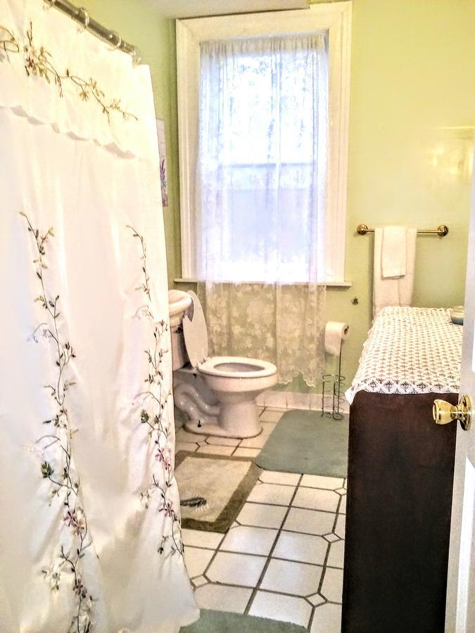 Six Acres Bed And Breakfast 辛辛那提 外观 照片